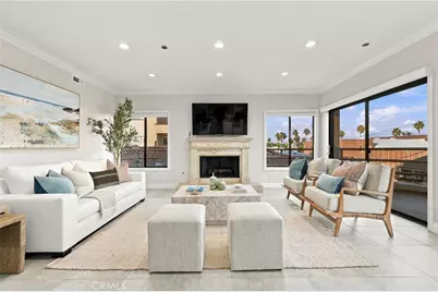 512 Esplanade, Redondo Beach, CA 90277 - Photo 1