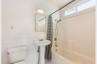 1050 Avenue D, Redondo Beach, CA 90277 - Photo 39