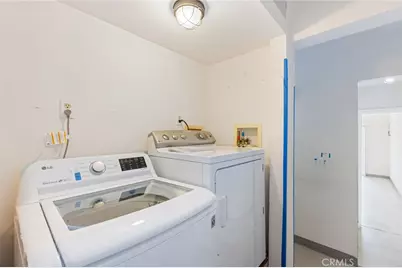1050 Avenue D, Redondo Beach, CA 90277 - Photo 35