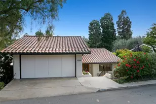 2204 Via Alamitos, Palos Verdes Peninsula, CA 90274 - Photo 1