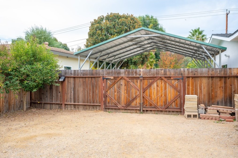 4565 Hidalgo Ave, Atascadero CA  93422-3550 exterior