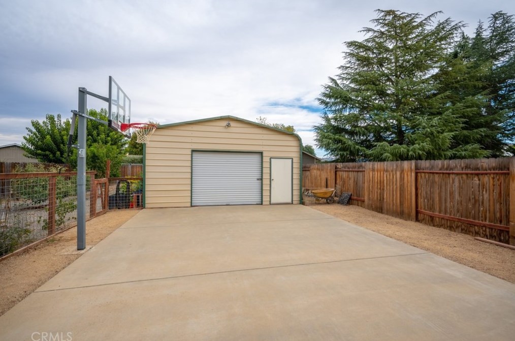4565 Hidalgo Ave, Atascadero CA  93422-3550 exterior