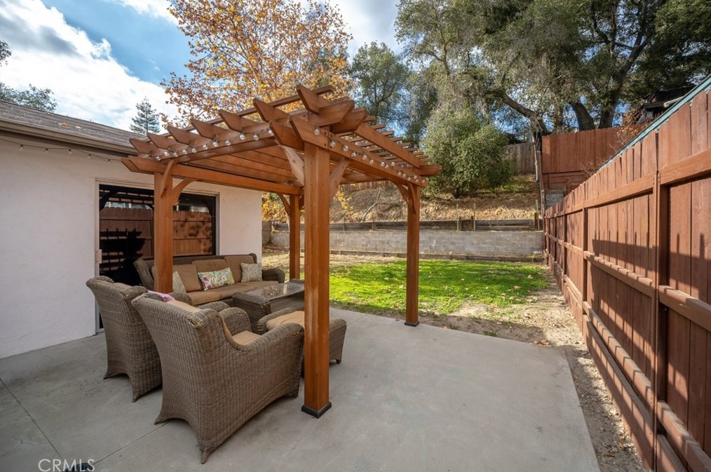 4538 Mananita Ave, Atascadero CA  93422-3068 exterior