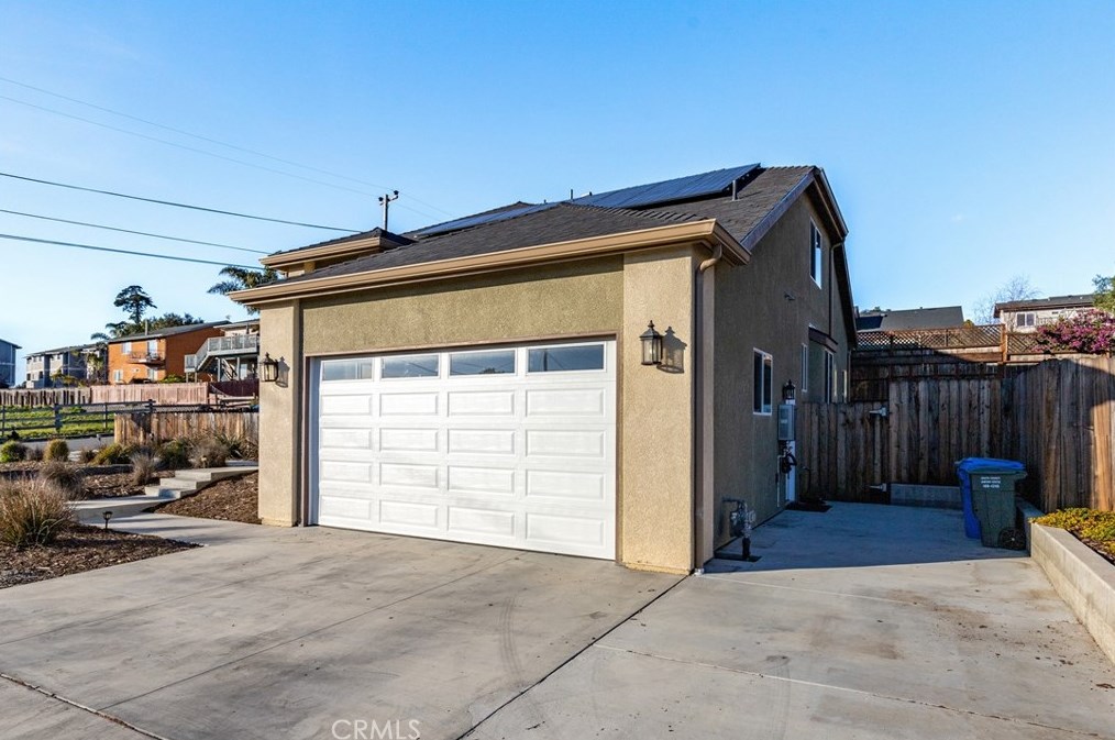 1945 Casitas St, Oceano CA  93445-8950 exterior