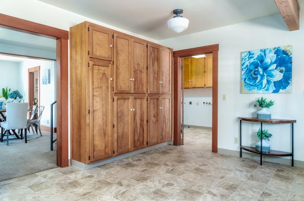 16850 Walnut Ave, Atascadero CA  93422-6622 exterior