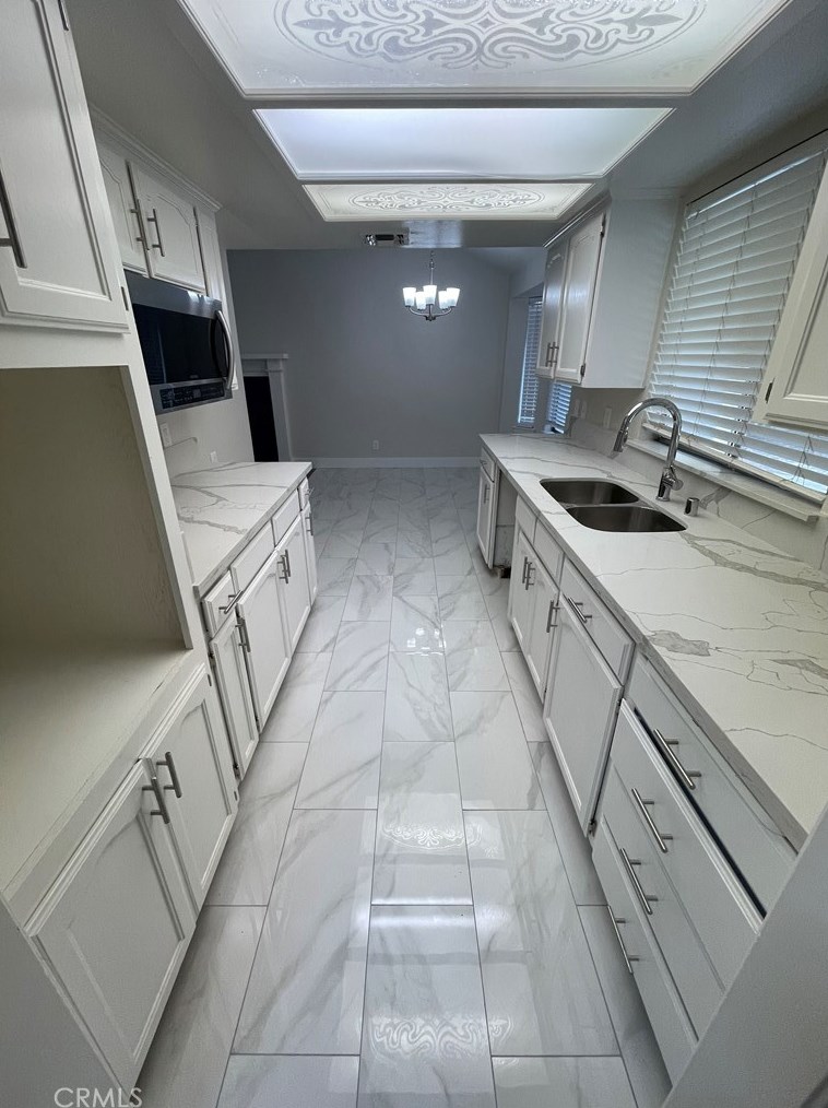 6565 Tracy Ave, Fresno CA  93722-2903 exterior