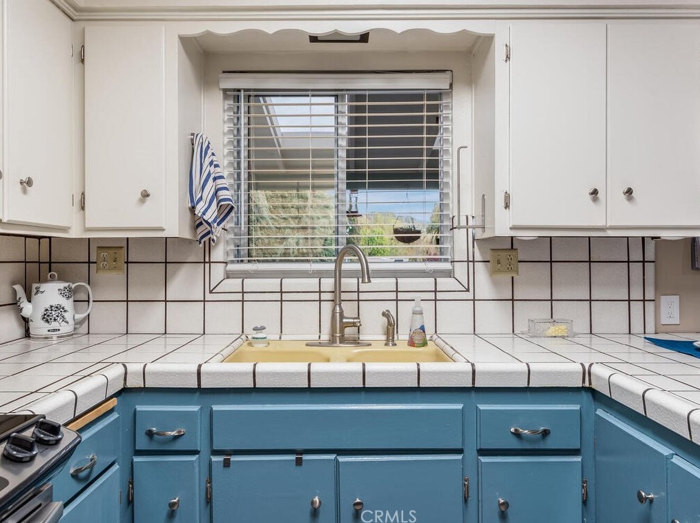 9307 Santa Lucia Rd, Atascadero CA  93422-2351 exterior