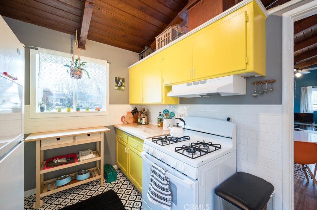 639 Bolen Dr, Lake Nacimiento CA  93446-2756 exterior