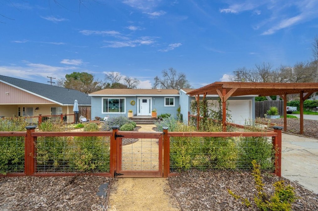 639 Bolen Dr, Lake Nacimiento CA  93446-2756 exterior