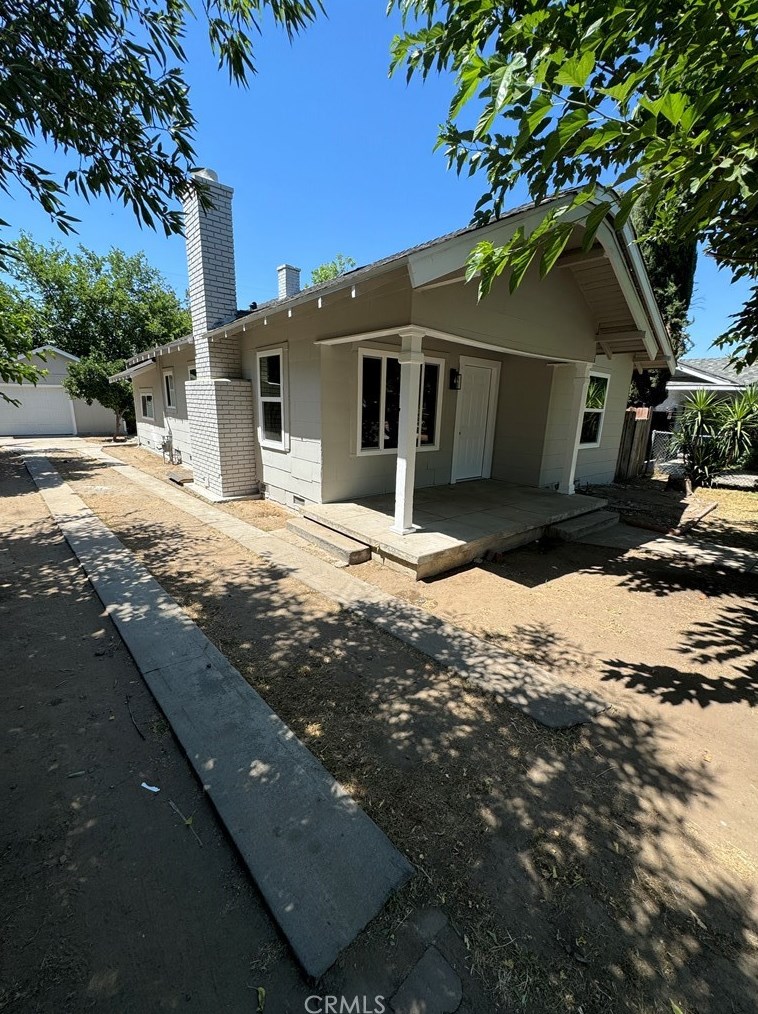 4586 Illinois Ave, Fresno CA  93702-2532 exterior