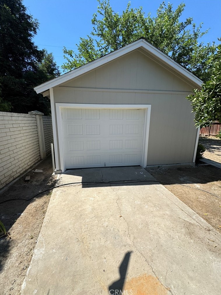 4586 Illinois Ave, Fresno CA  93702-2532 exterior