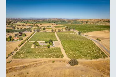 5055 Rancho La Loma Linda Drive, Paso Robles, CA 93446 - Photo 5