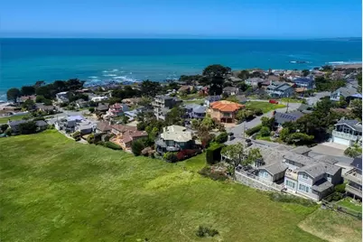 404 Huntington Road, Cambria, CA 93428 - Photo 67