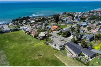 404 Huntington Road, Cambria, CA 93428 - Photo 65