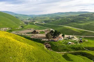 8050 Bitterwater Rd, Shandon, CA 93461 - Photo 9