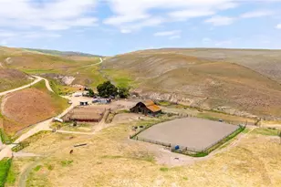 8050 Bitterwater Rd, Shandon, CA 93461 - Photo 7