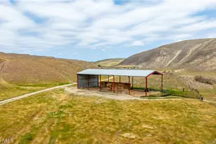 8050 Bitterwater Rd, Shandon, CA 93461 - Photo 35