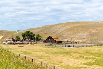 8050 Bitterwater Road, Shandon, CA 93461 - Photo 11