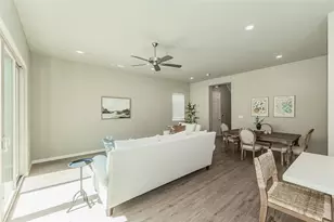 6008 E Sussex Way, Fresno, CA 93727 - Photo 11