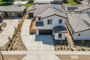 6008 E Sussex Way, Fresno, CA 93727 - Photo 57