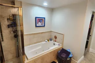 10862 Bloomfield St, Toluca Lake, CA 91602 - Photo 17