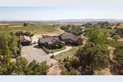 2995 Pleasant Road, San Miguel, CA 93451 - Photo 7
