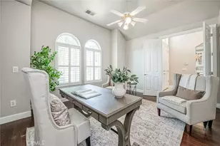 218 W Hubert Ct, Fresno, CA 93711 - Photo 3