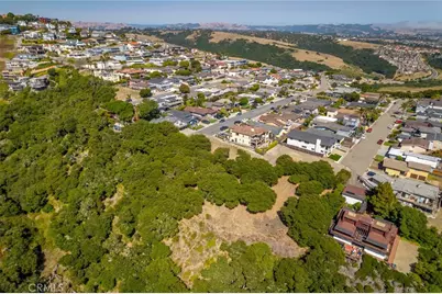 991 Visalia Street, Pismo Beach, CA 93449 - Photo 7