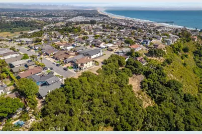 991 Visalia Street, Pismo Beach, CA 93449 - Photo 9