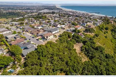 991 Visalia Street, Pismo Beach, CA 93449 - Photo 9