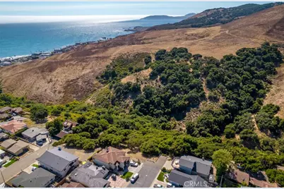 991 Visalia Street, Pismo Beach, CA 93449 - Photo 1