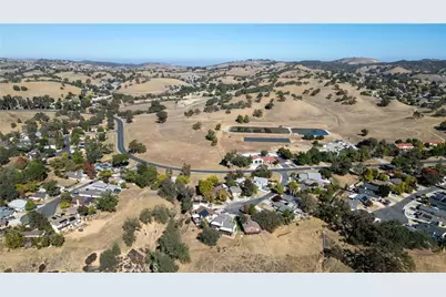 2840 Black Horse Lane, Paso Robles, CA 93446 - Photo 35