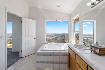 13750 Falcon Road, Atascadero, CA 93422 - Photo 21