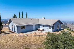 13750 Falcon Rd, Atascadero, CA 93422 - Photo 45