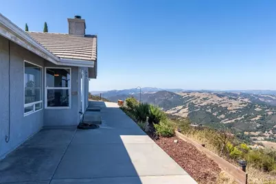 13750 Falcon Road, Atascadero, CA 93422 - Photo 41