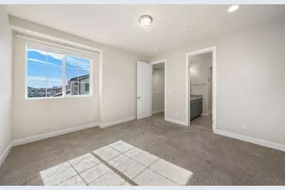 3072 Arezzo, San Luis Obispo, CA 93401 - Photo 19