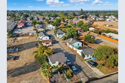 636 E Roosevelt, Visalia, CA 93292 - Photo 5