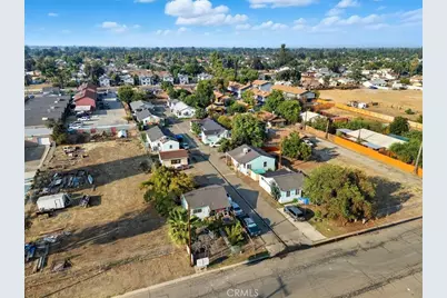 636 E Roosevelt, Visalia, CA 93292 - Photo 17