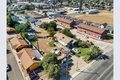 636 E Roosevelt, Visalia, CA 93292 - Photo 19