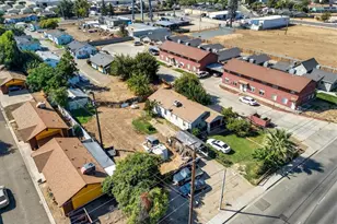 636 E Roosevelt, Visalia, CA 93292 - Photo 19