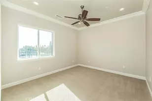 2315 E Courtside Dr, Fresno, CA 93730 - Photo 51
