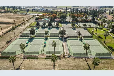 2315 E Courtside Drive, Fresno, CA 93730 - Photo 71