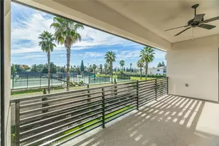 2315 E Courtside Dr, Fresno, CA 93730 - Photo 37