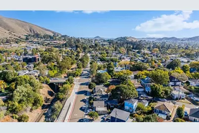 785 A & B Pepper, San Luis Obispo, CA 93401 - Photo 3