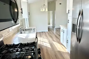 3860 S Higuera, San Luis Obispo, CA 93401 - Photo 5