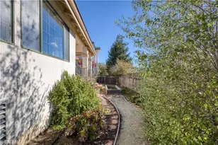 128 Cerro Ct, San Luis Obispo, CA 93405 - Photo 41