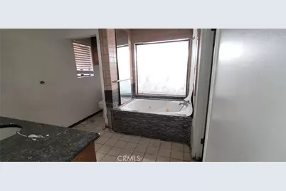 5312 Deville Court, Bakersfield, CA 93308 - Photo 17