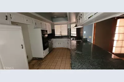 5312 Deville Court, Bakersfield, CA 93308 - Photo 7