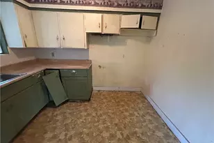 755 H, Parlier, CA 93648 - Photo 11