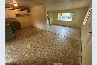 755 H, Parlier, CA 93648 - Photo 9